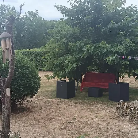 Charmante Perigourdine A La Campagne